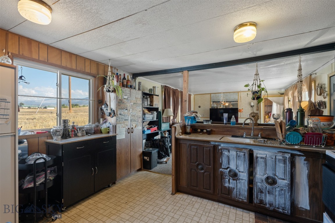 23 Holdsworth Road Property Photo 34