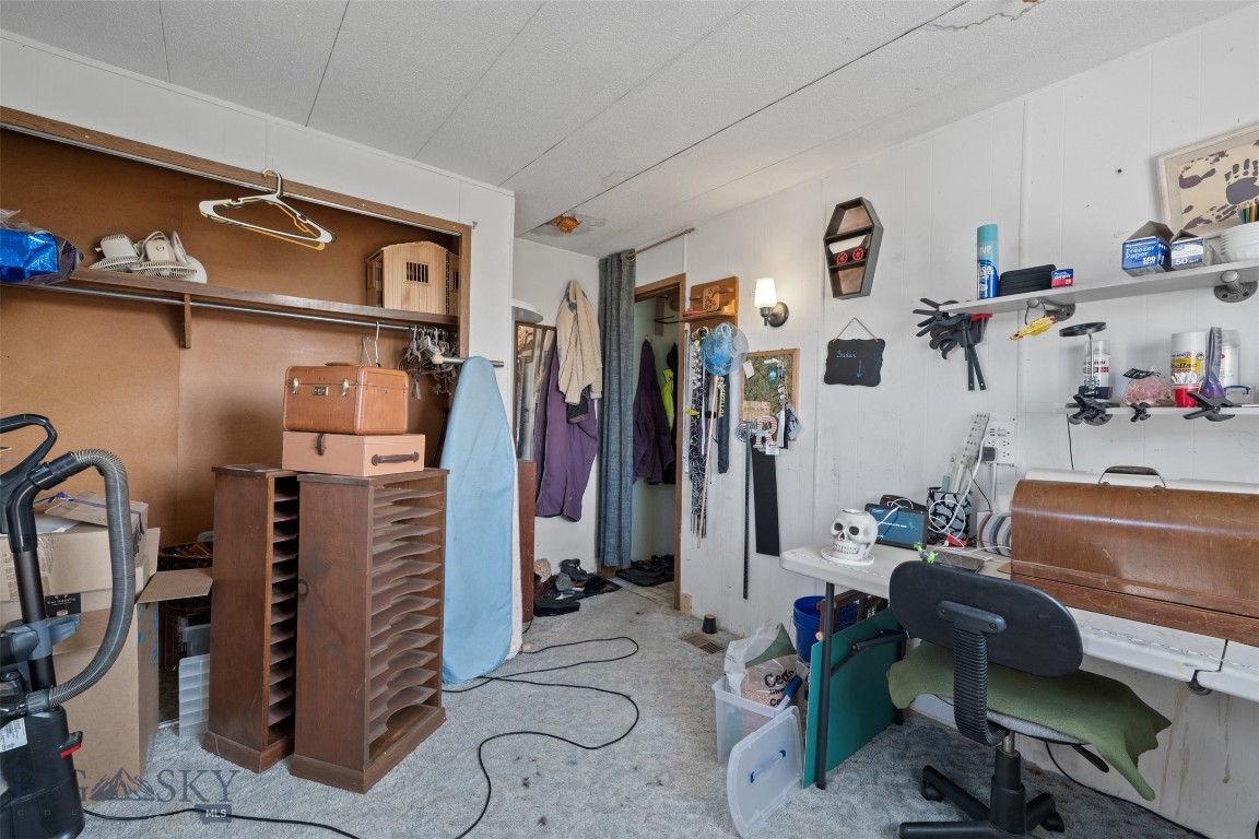 23 Holdsworth Road Property Photo 37