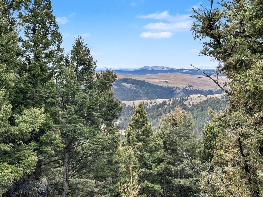 30 Bunks Trail Property Photo 1