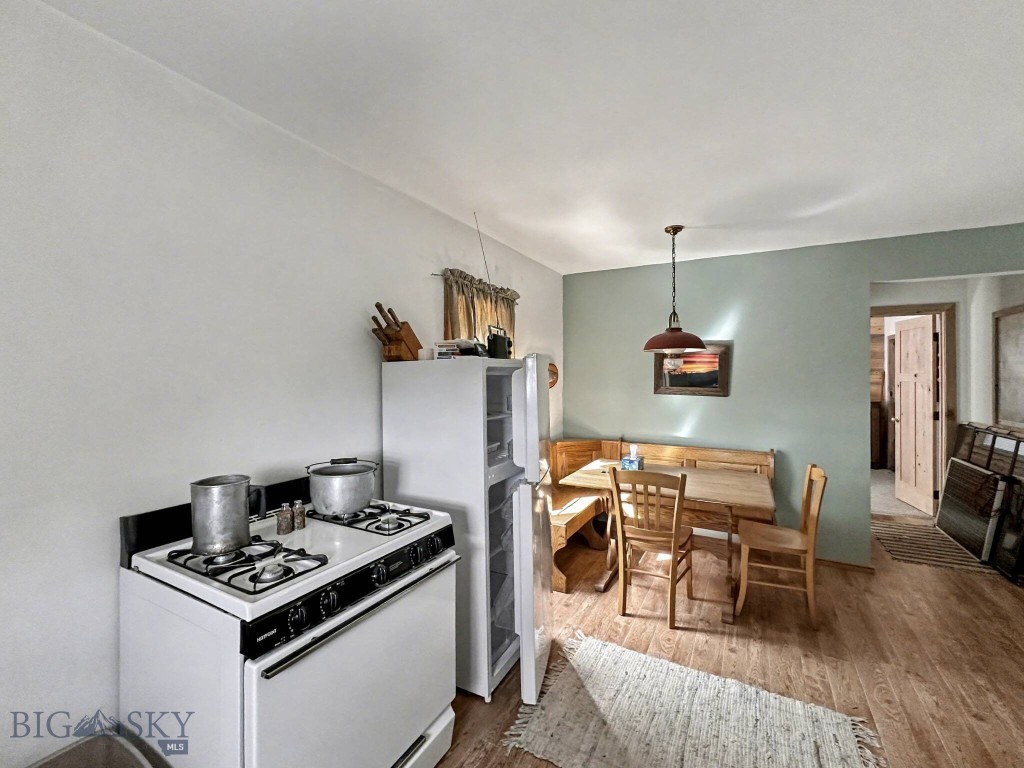30 Bunks Trail Property Photo 7