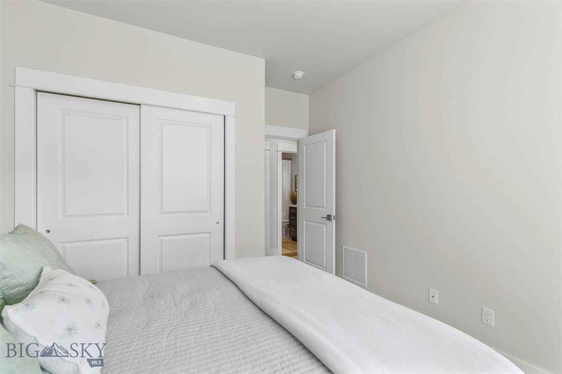897 White Horse Loop Property Photo 23