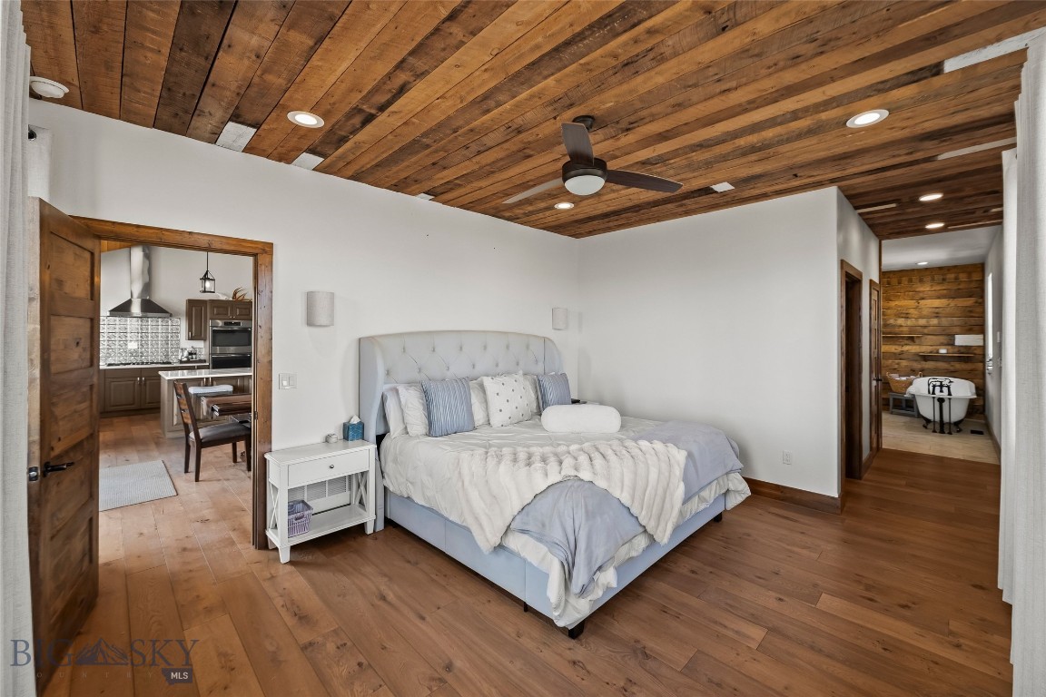 108 Deerfoot Trail Property Photo 32