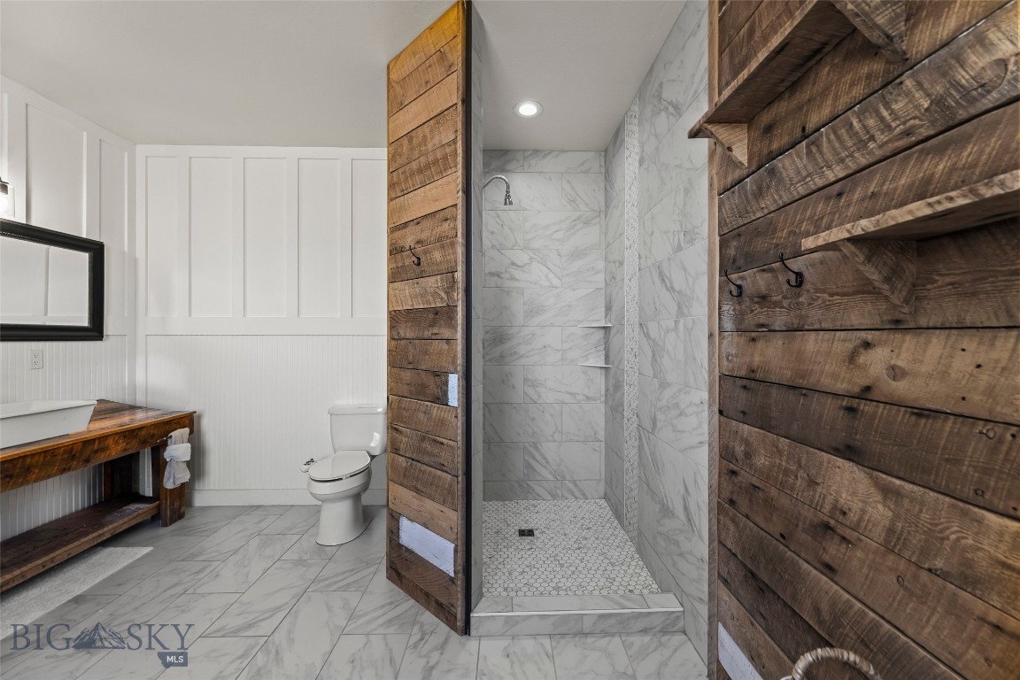 108 Deerfoot Trail Property Photo 39