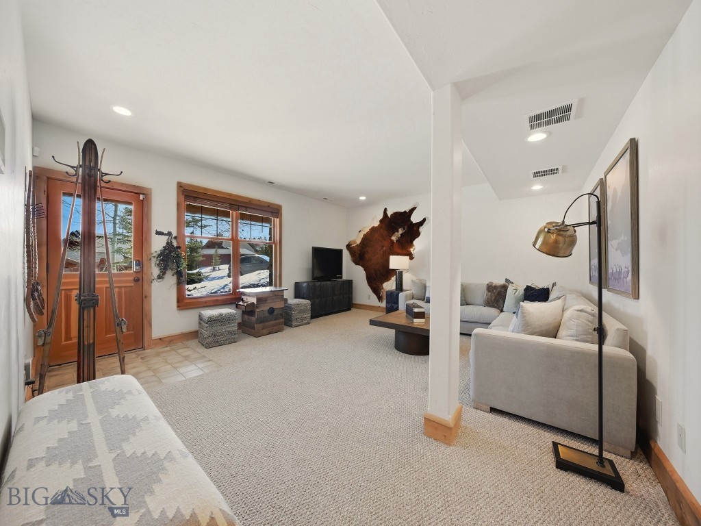 2 Rose Bud Loop Property Photo 10