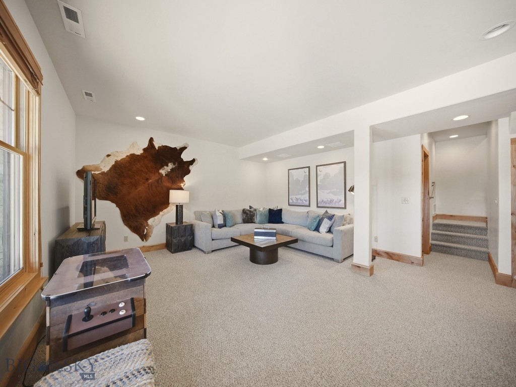 2 Rose Bud Loop Property Photo 11