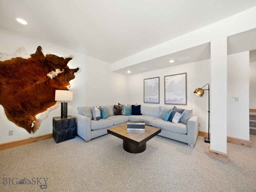 2 Rose Bud Loop Property Photo 12