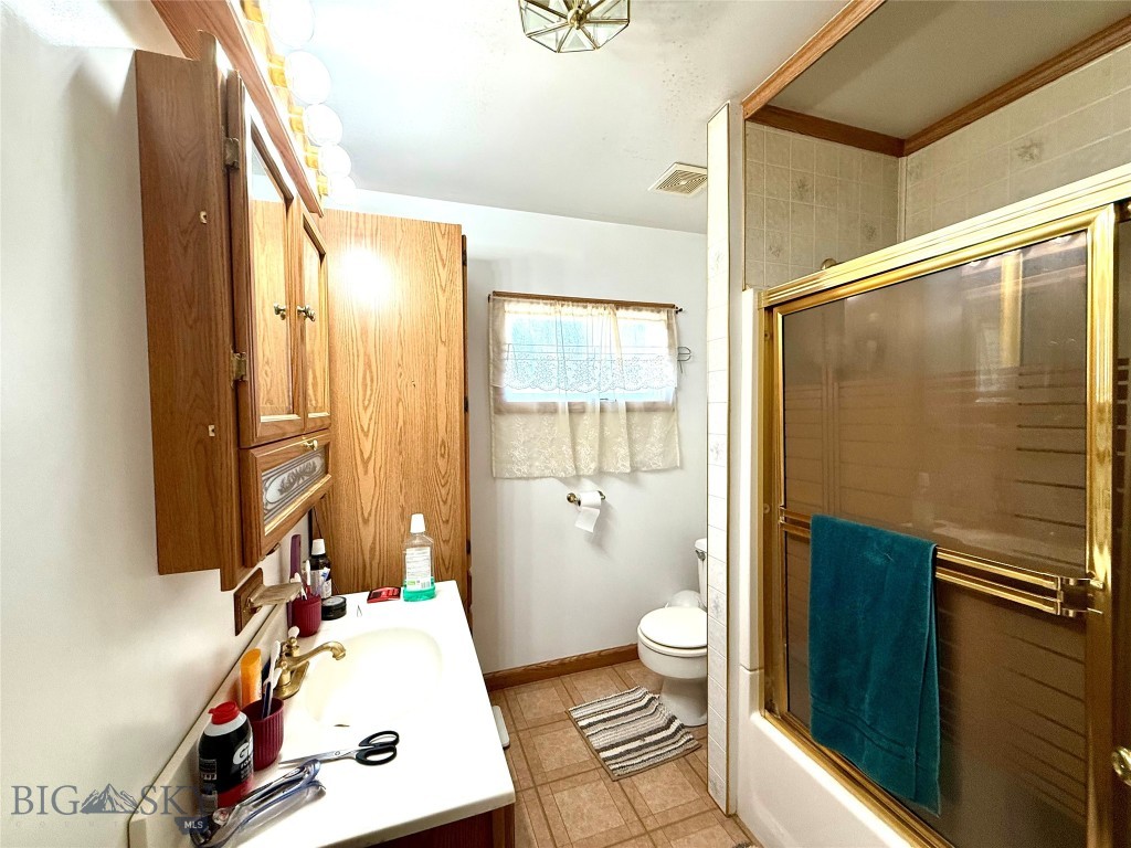 227 Kohrs Street Property Photo 6