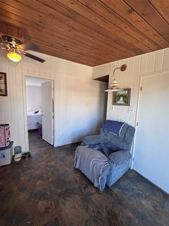 1353 Dewey Property Photo 25