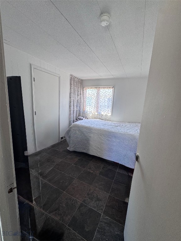 1353 Dewey Property Photo 28