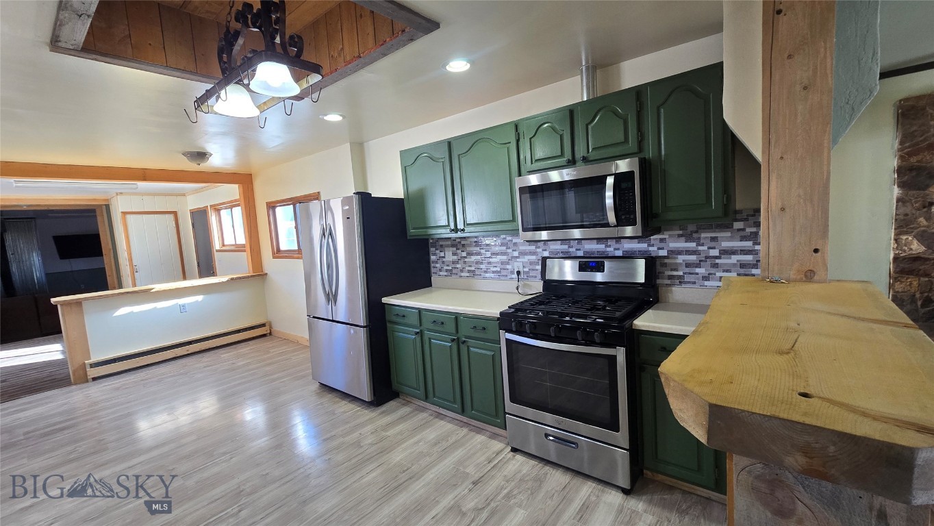 5 Front Street Property Photo 14