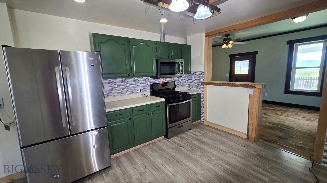 5 Front Street Property Photo 19