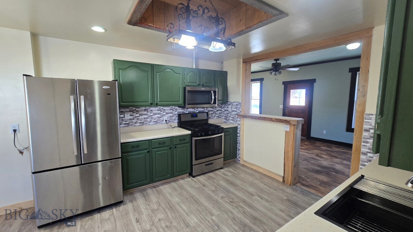 5 Front Street Property Photo 20