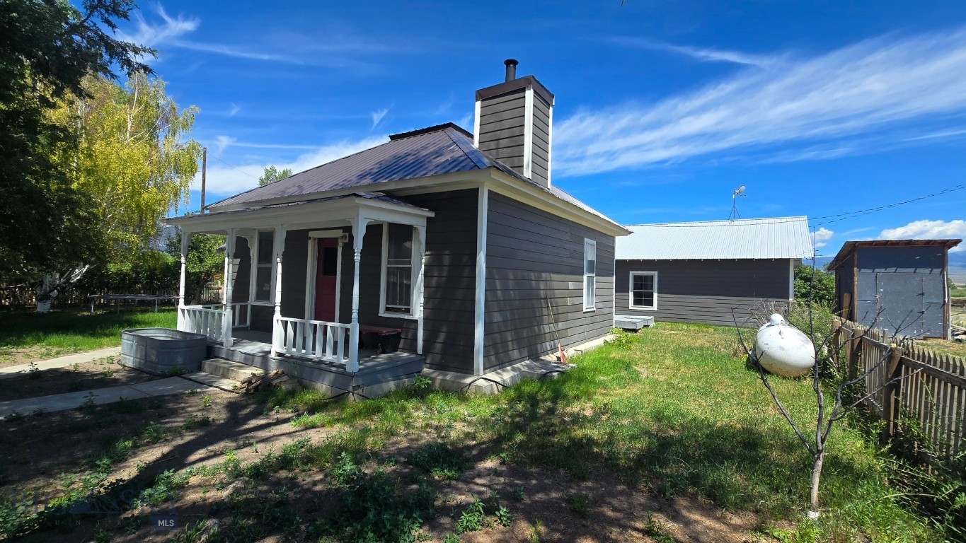 5 Front Street Property Photo 53
