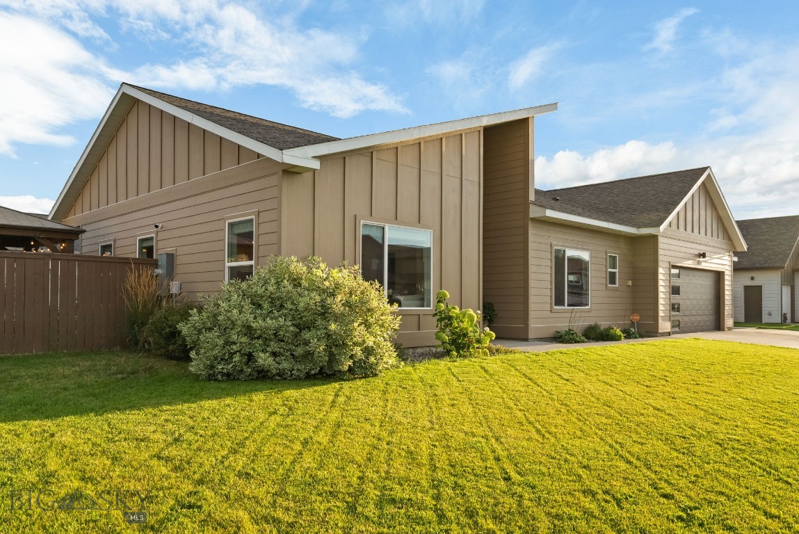 1306 Scooter Lane Property Photo 2