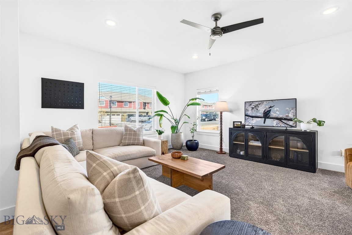 1306 Scooter Lane Property Photo 10