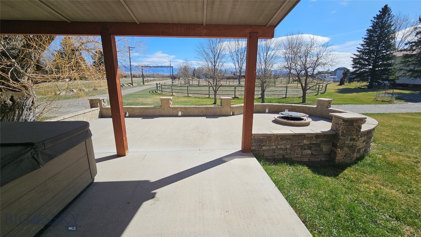 6310 W Dry Creek Road Property Photo 6