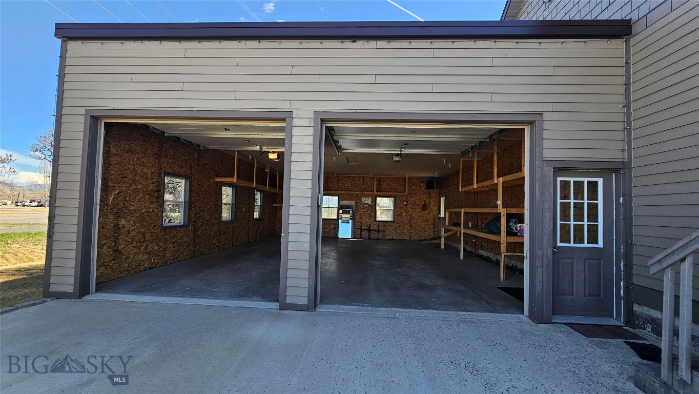 6310 W Dry Creek Road Property Photo 8