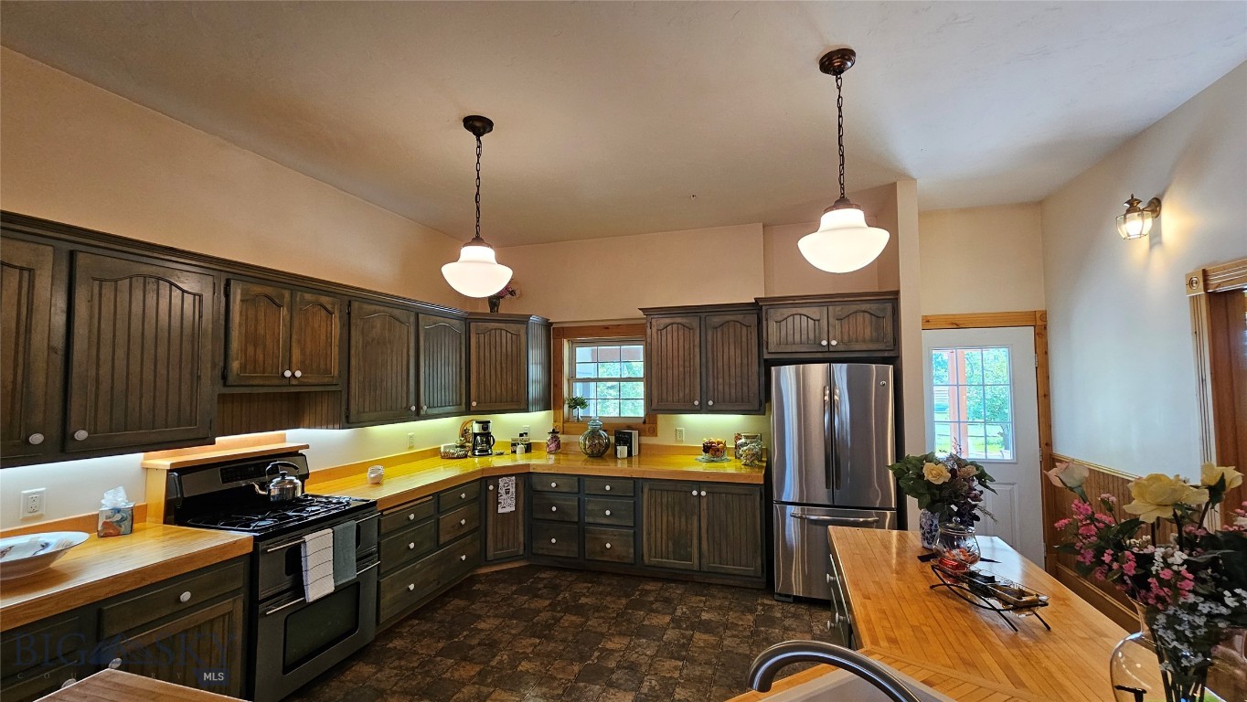 6310 W Dry Creek Road Property Photo 15