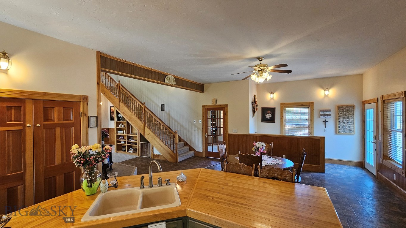 6310 W Dry Creek Road Property Photo 36