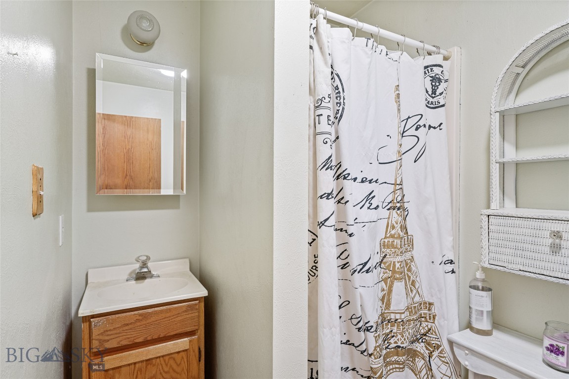 24 Lower Rader Creek Road Property Photo 16