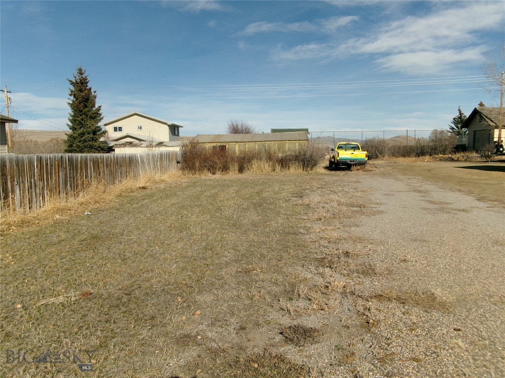 514 N Harrison Street Property Photo 8