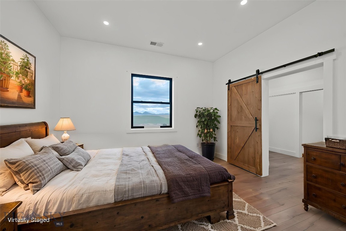 23 Windflower Property Photo 8