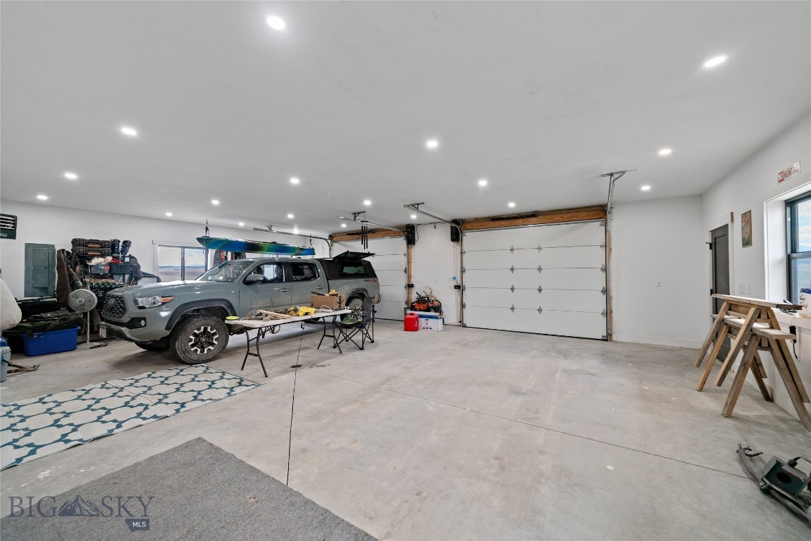 23 Windflower Property Photo 26