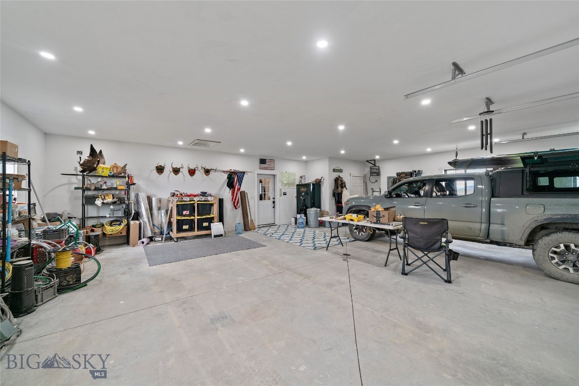 23 Windflower Property Photo 27