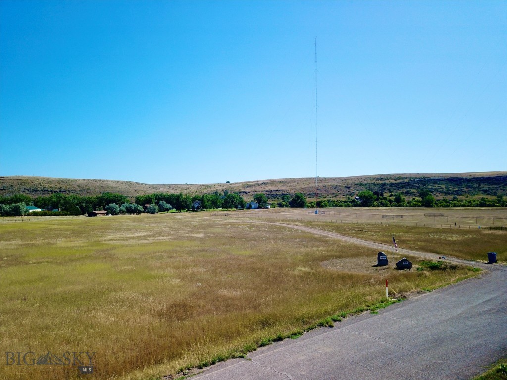 167 Dune Drive Property Photo 1