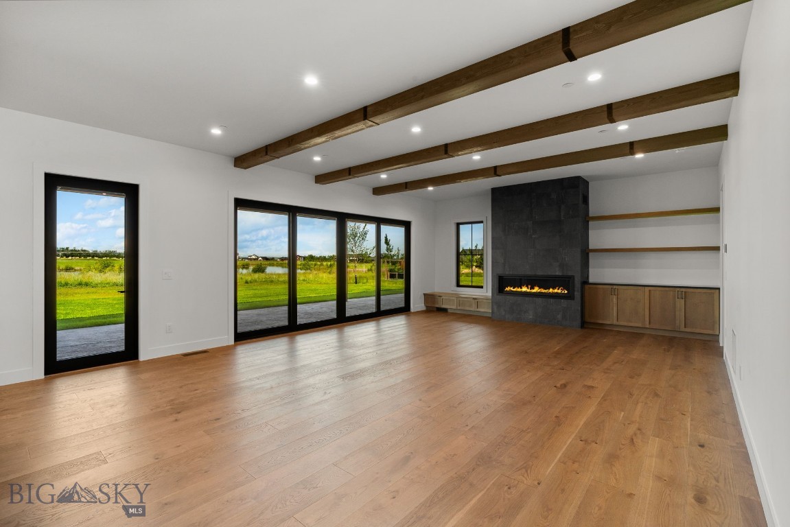 494 Clancy Way Property Photo 14