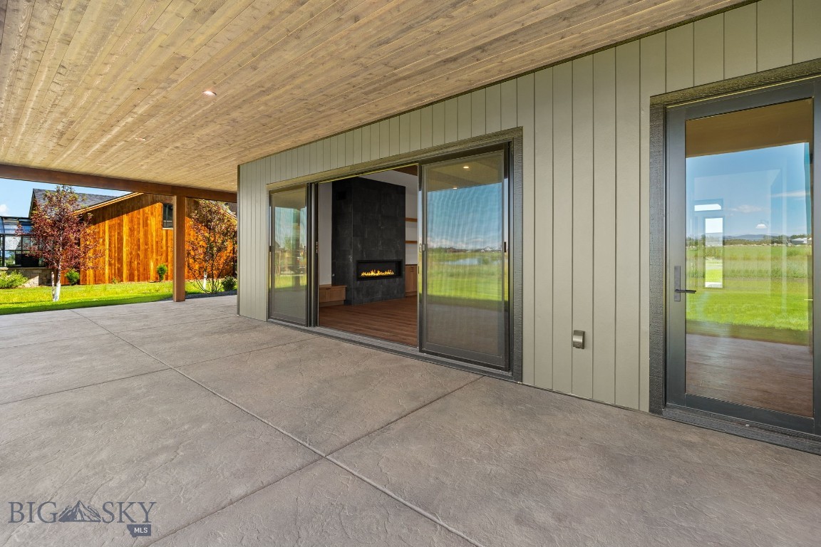 494 Clancy Way Property Photo 32