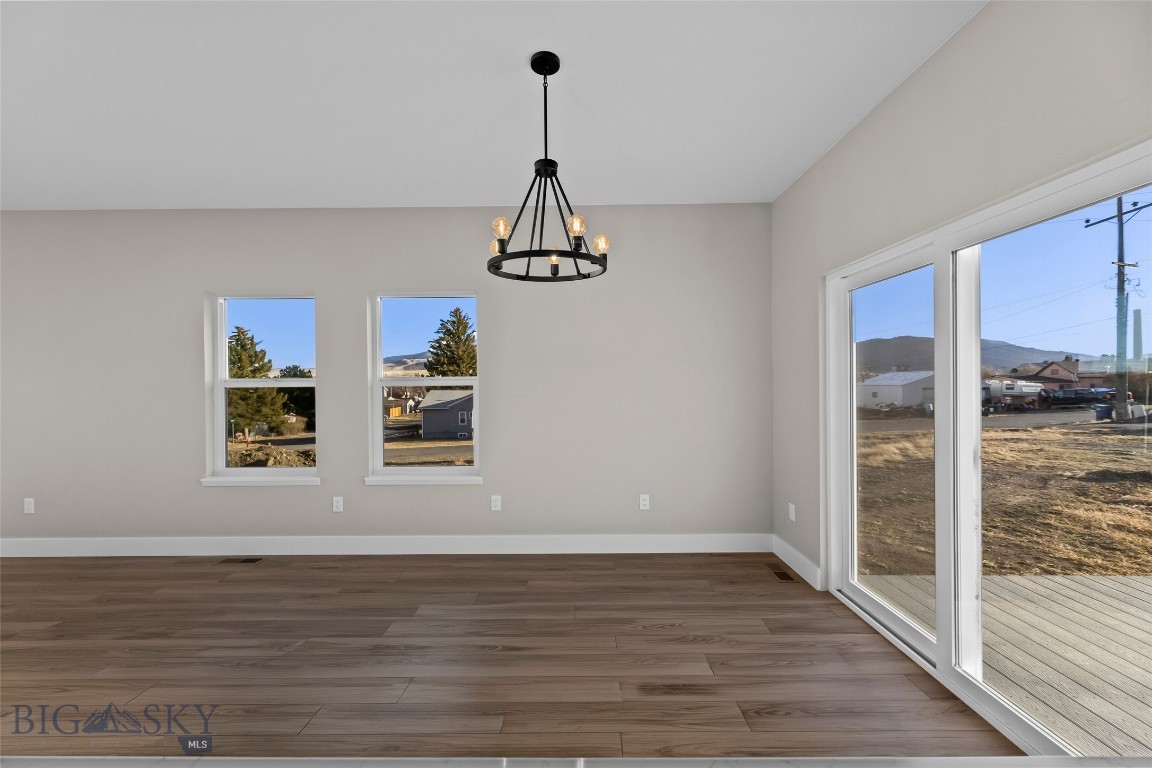 607 N L Street Property Photo 6