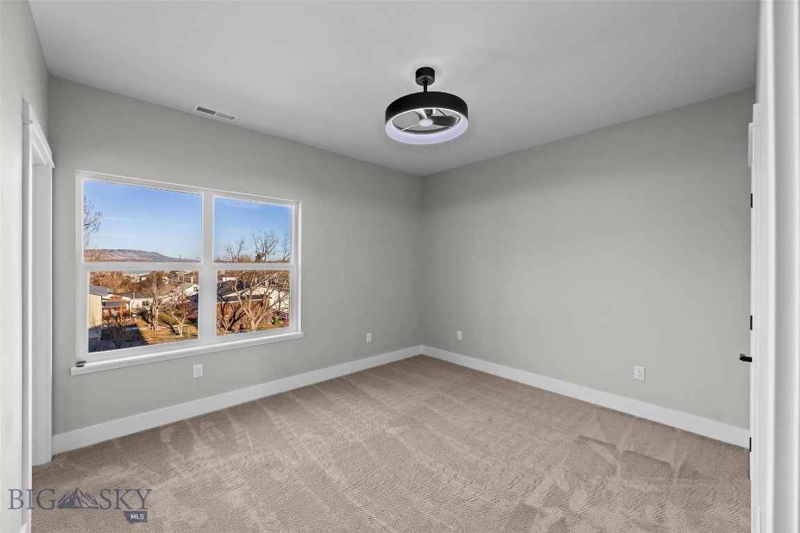 607 N L Street Property Photo 26