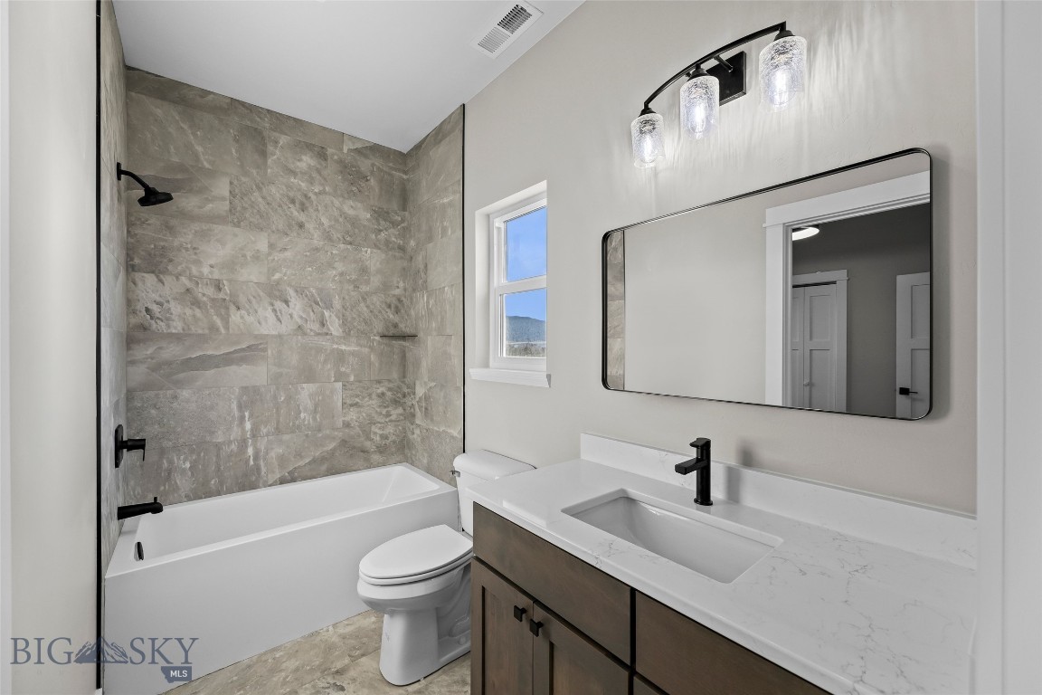 607 N L Street Property Photo 34