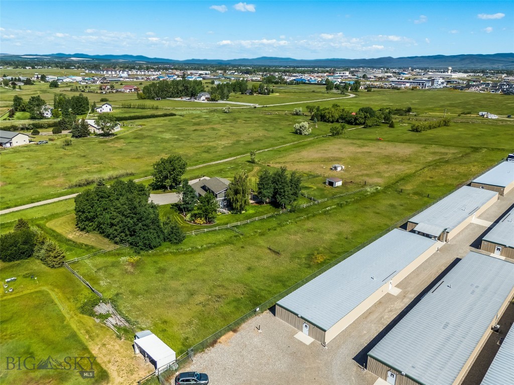 409901 Property Photo 4