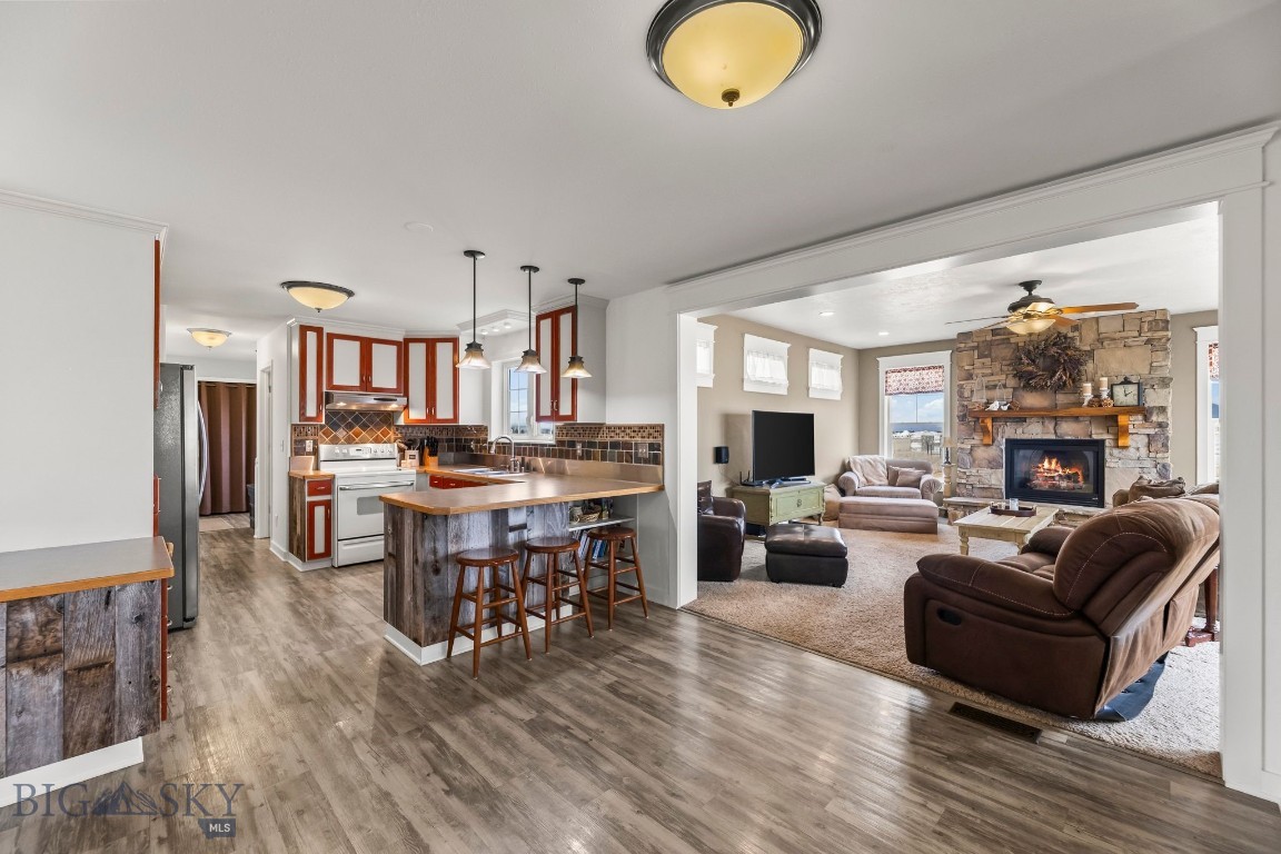 409901 Property Photo 14