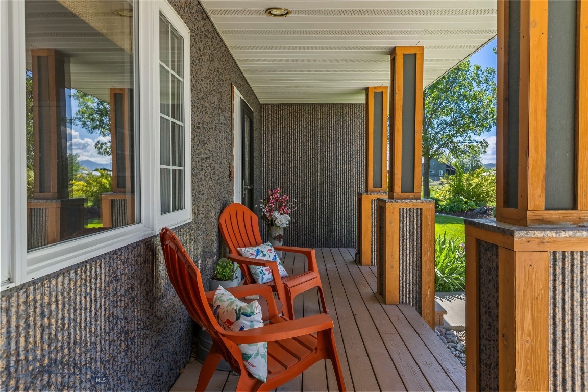 409901 Property Photo 25