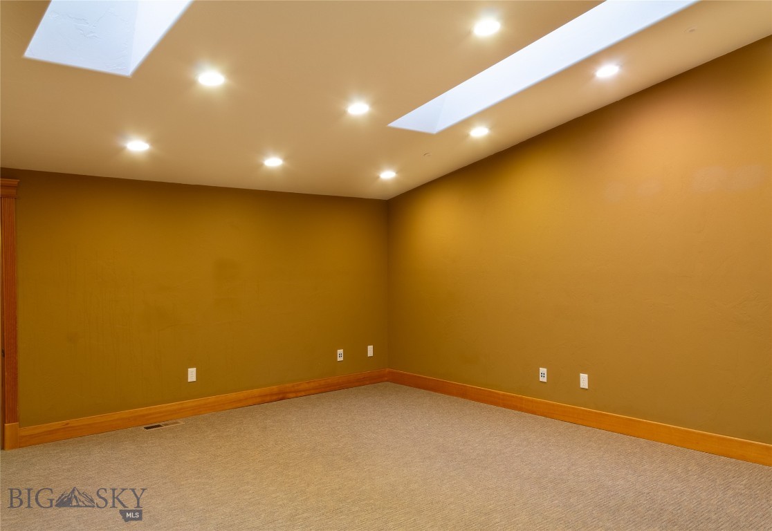 3390 Colton Drive B Property Photo 15