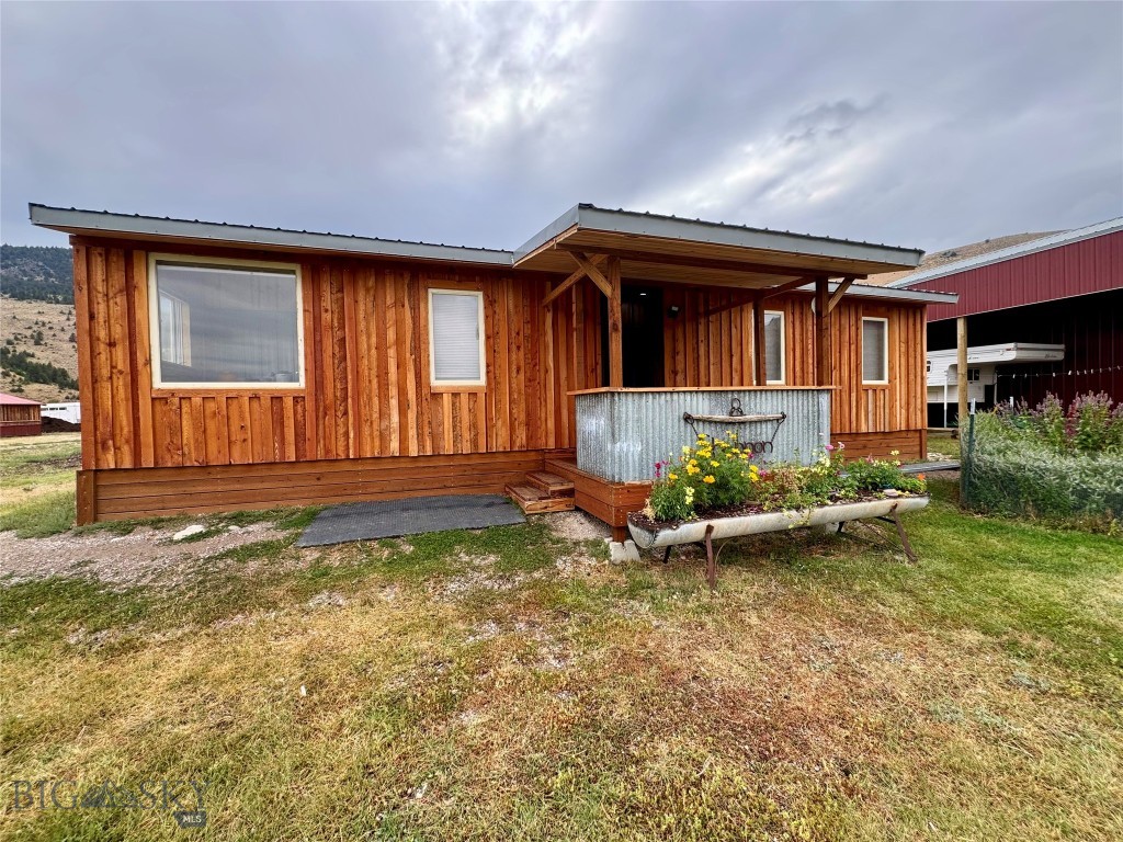 7535 Birch Creek Road Property Photo 11