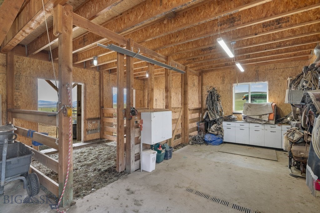 72 Basin Trail Property Photo 66