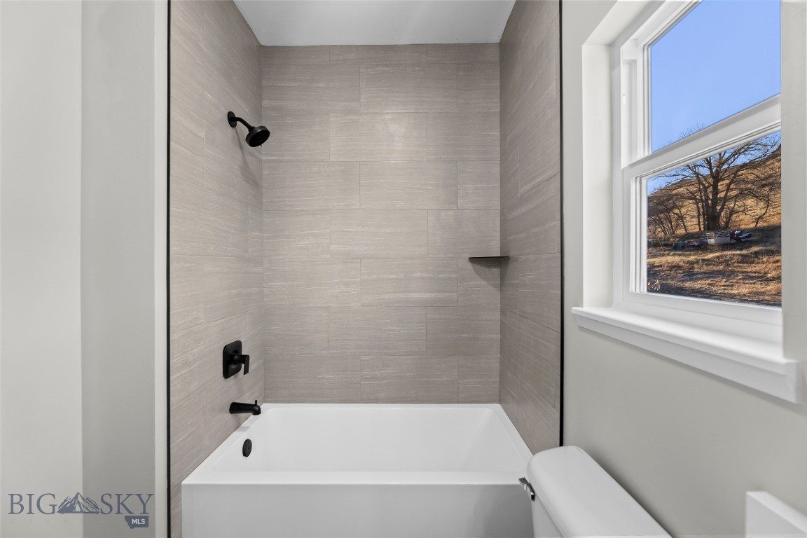 611 N L Street Property Photo 31