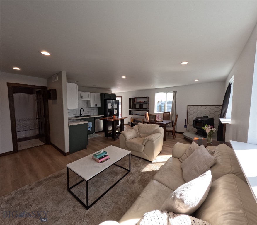 619 N Railroad Property Photo 6