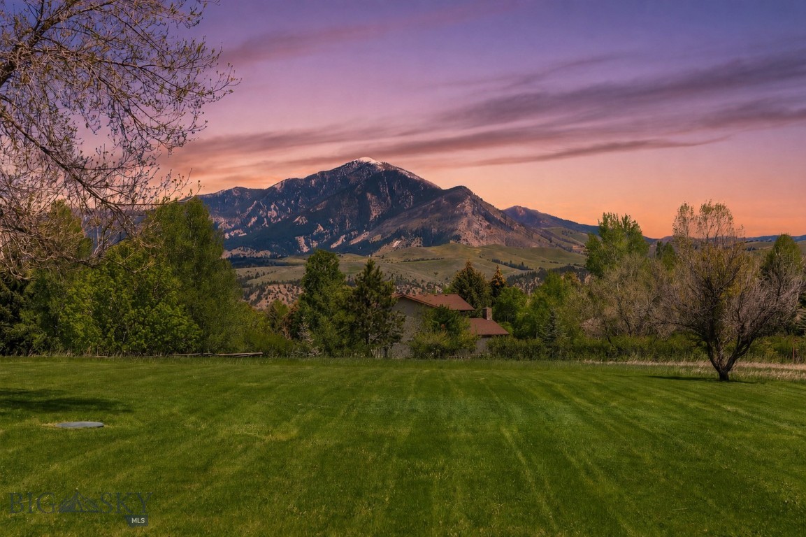 220 Ridge Trail Property Photo 47
