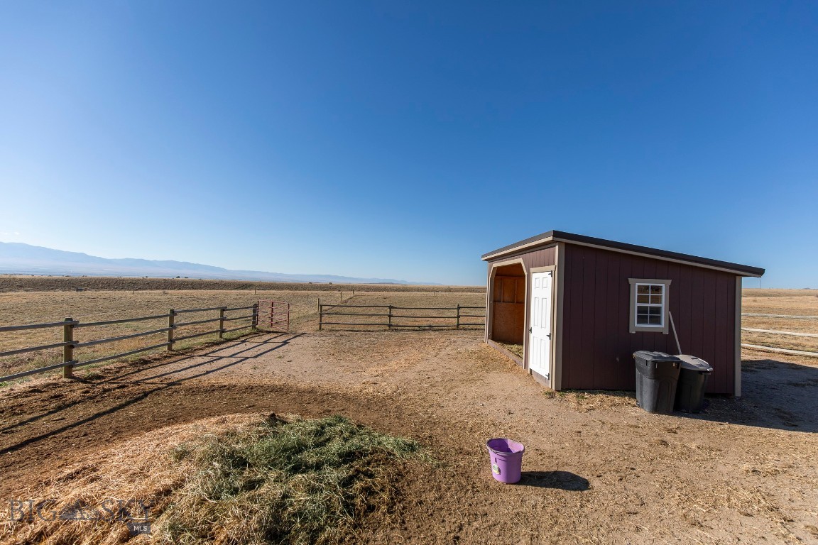56 Sundust Property Photo 5