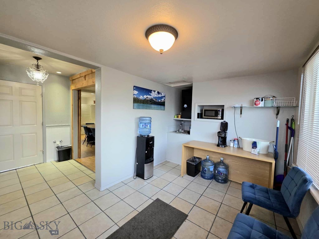 120 E Lyndale Street Property Photo 10