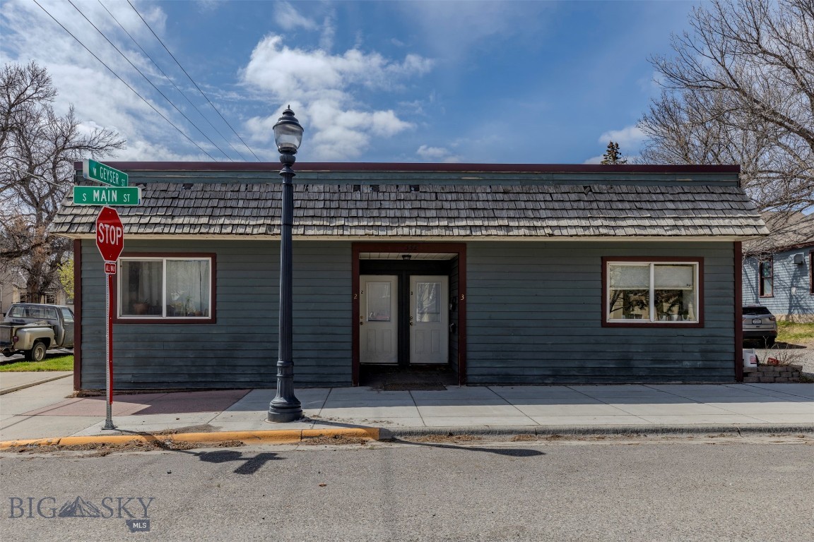 332 S Main Street Property Photo 1