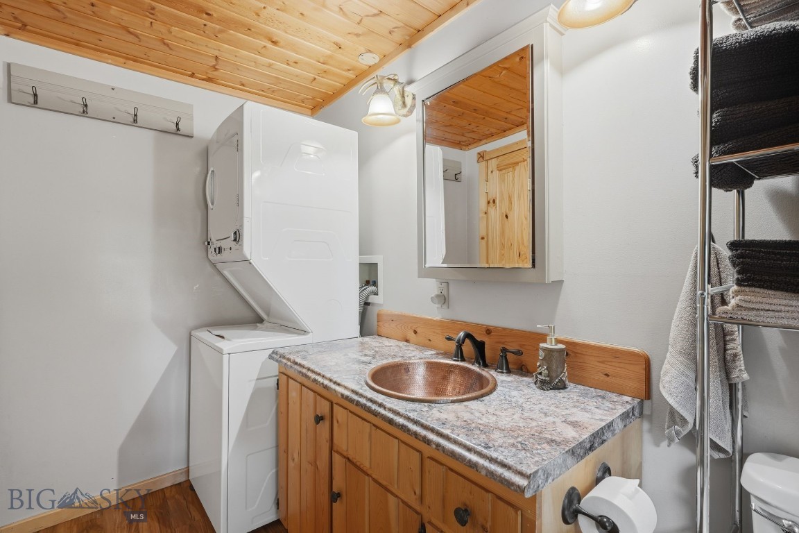 1105 South Boulder Rd Property Photo 25
