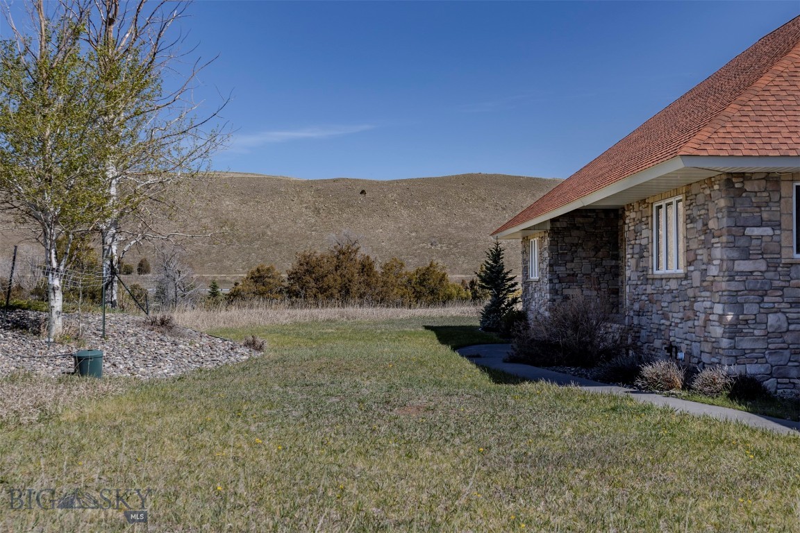 52 Eastep Lane Property Photo 4