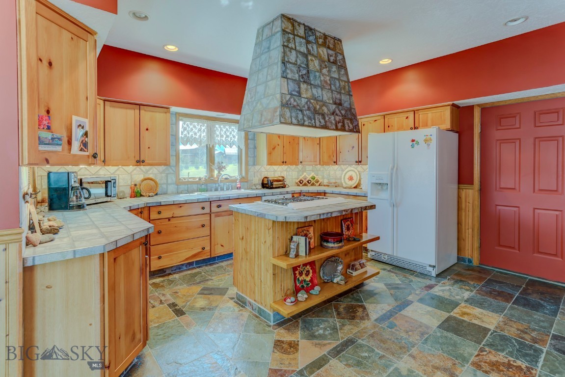 52 Eastep Lane Property Photo 13