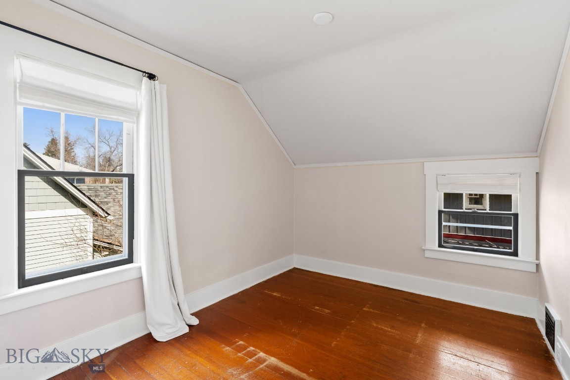 916 S Willson Avenue Property Photo 21